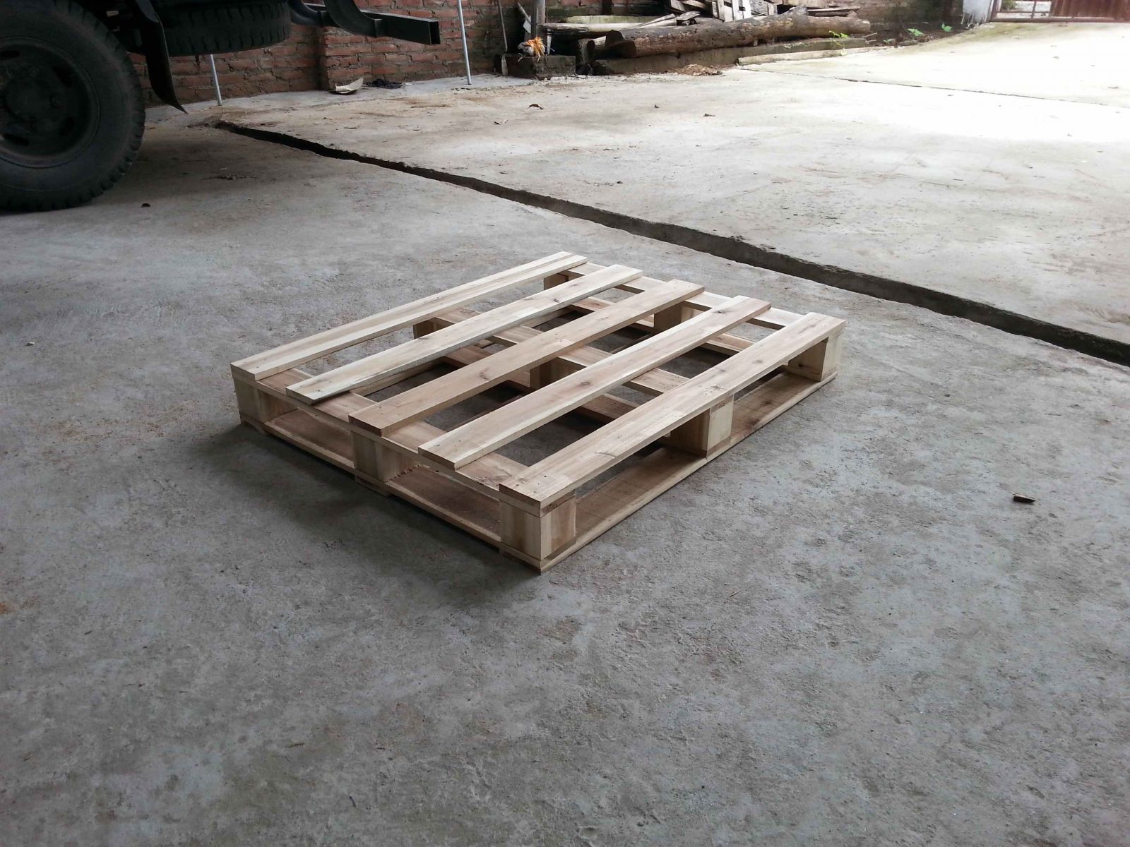 Pallet gỗ PL33